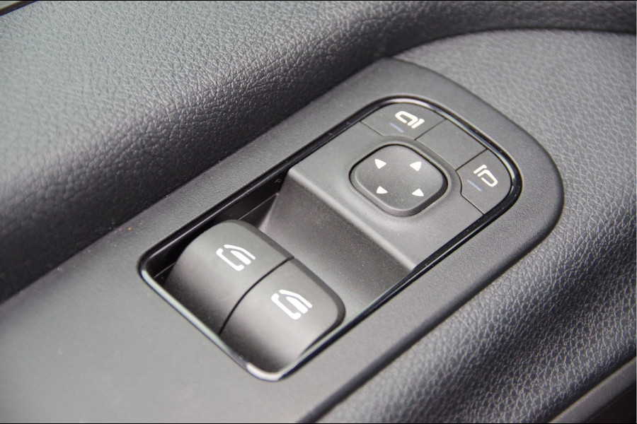 Mercedes-Benz Sprinter 316 2.2 CDI L2H1 AUT. KOELWAGEN DAG/NACHT, TREKHAAK, STOELVERWARMING, CAMERA, CRUISE, CLIMA, KOELING, KOELAUTO