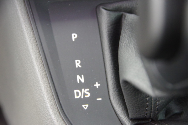 Volkswagen Crafter 35 2.0 TDI L3H3 177PK AUT. 2X SCHUIFDEUR, LED, LEDER, TREKHAAK, ZONNEKLEP LED, CAMERA, CRUISE, NAVI, AIRCO