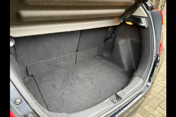 Honda Jazz 1.3 i-VTEC Comfort - Automaat - Navi - Parkeerhulp- Org.NL