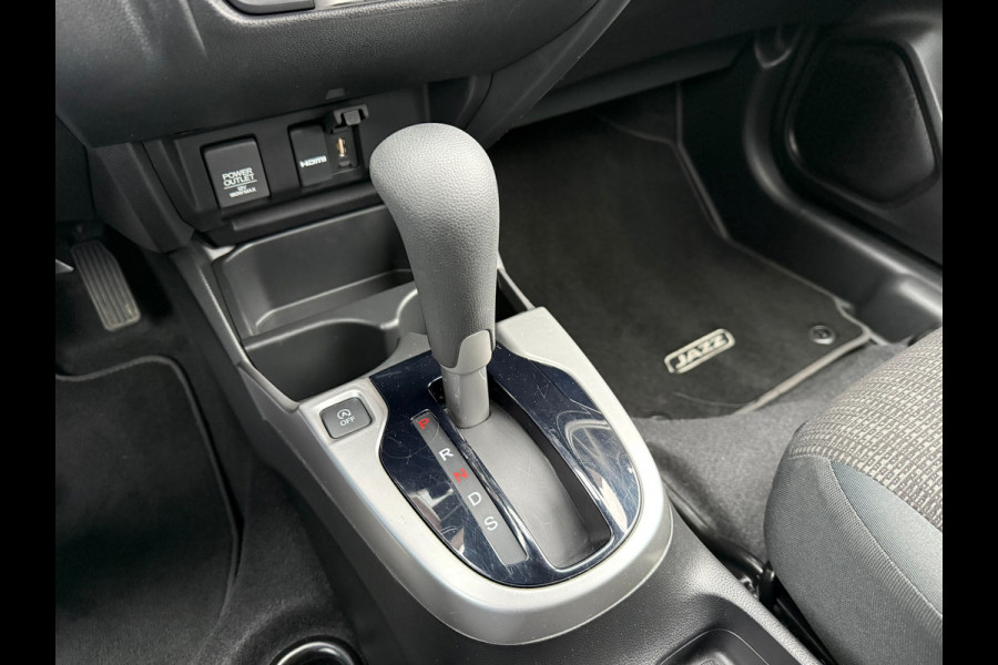 Honda Jazz 1.3 i-VTEC Comfort - Automaat - Navi - Parkeerhulp- Org.NL