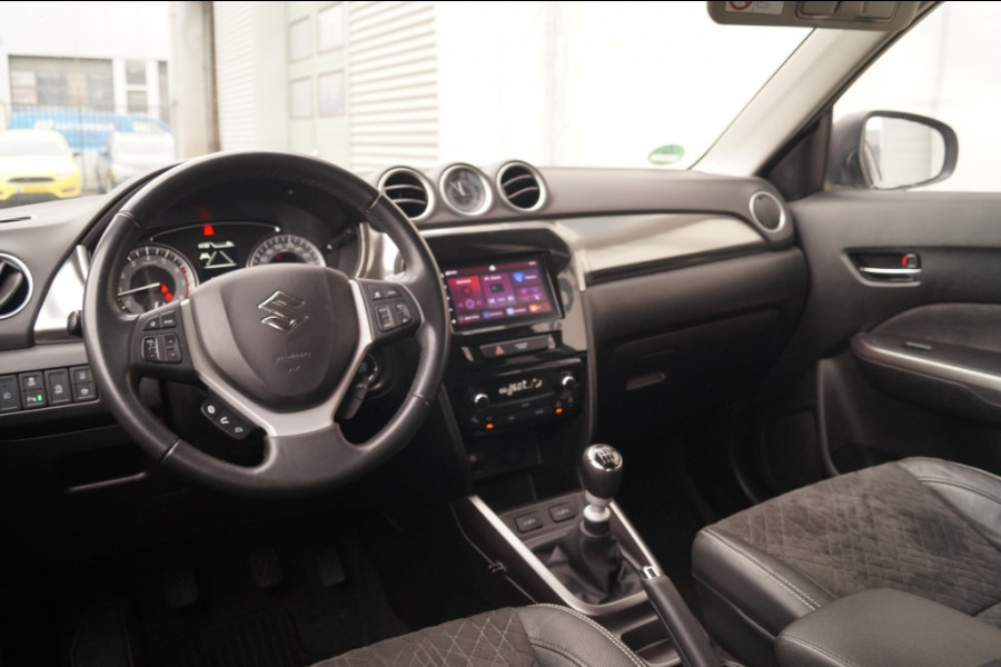 Suzuki Vitara 1.4 Boosterjet Style Smart Hybrid -NAVI-ECC-ACC-CAM-