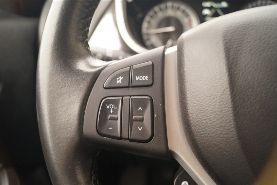 Suzuki Vitara 1.4 Boosterjet Style Smart Hybrid -NAVI-ECC-ACC-CAM-