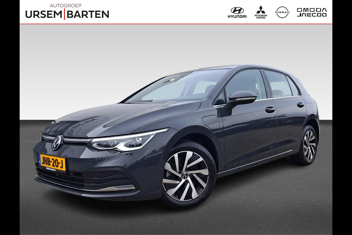 Volkswagen Golf 1.4 eHybrid Style | Blind Spot | ACC | DCC | Stoelen met geheugen functie | IQ Light |