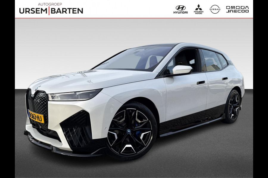 BMW iX xDrive40 High Executive 77 kWh | Pano | Elek Trekhaak | 360 Camera | Memory stoelen | Laser Light |