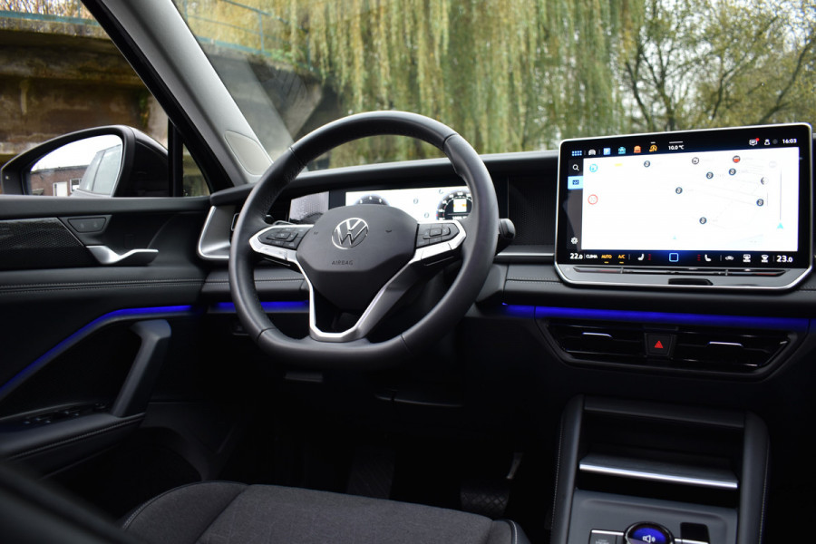 Volkswagen Tayron 1.5 eTSI 150PK DSG LIFE 7-PERSOONS/TREKHAAK/360CAMERA