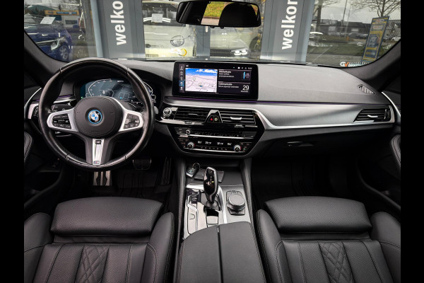 BMW 5 Serie Touring 530e Business Edition Plus M-Sport|Panorama|Trekhaak|Stoel/stuurverwarming