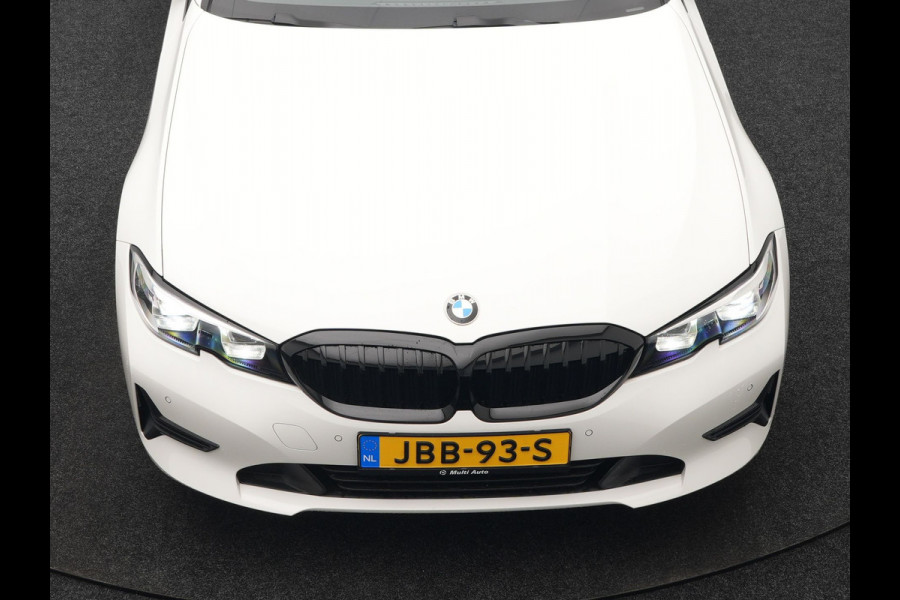 BMW 3 Serie Touring 330e Plug In Hybrid 293pk Dealer O.H PHEV | Cruise Control | Apple Carplay | Lederen Sportstoelen Verwarmd | Navigatie | Virtual | DAB |