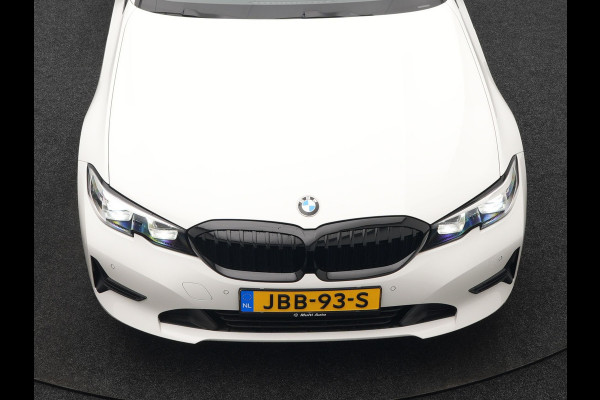 BMW 3 Serie Touring 330e Plug In Hybrid 293pk Dealer O.H PHEV | Cruise Control | Apple Carplay | Lederen Sportstoelen Verwarmd | Navigatie | Virtual | DAB |