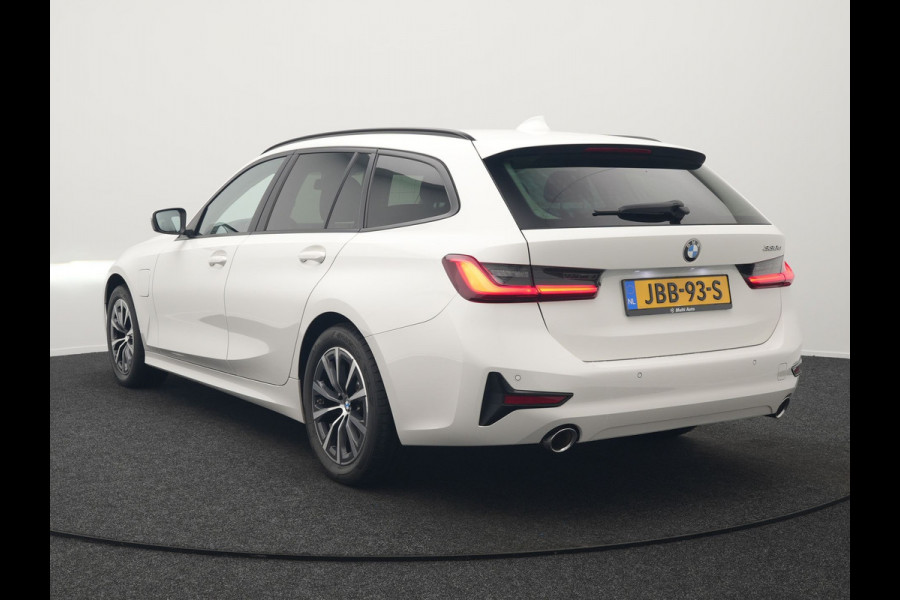 BMW 3 Serie Touring 330e Plug In Hybrid 293pk Dealer O.H PHEV | Cruise Control | Apple Carplay | Lederen Sportstoelen Verwarmd | Navigatie | Virtual | DAB |
