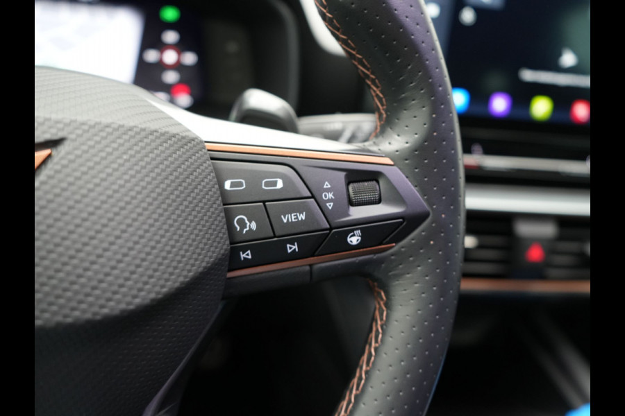 CUPRA Leon Sportstourer 1.4 e-Hybrid VZ Plug In Hybrid 245pk Dealer O.H PHEV | Keyless | Cruise Control | Lederen Sportstoelen Verwarmd | Navigatie | Virtual | Front & Lane Assist | Sportstuur Verwarmd | Sfeerverlichting | DAB | 19"L.M |