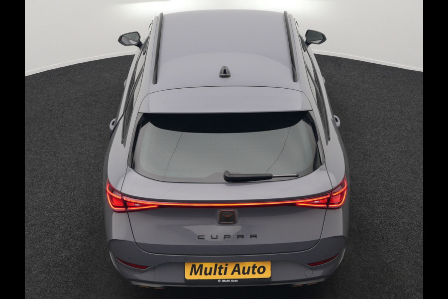CUPRA Leon Sportstourer 1.4 e-Hybrid VZ Plug In Hybrid 245pk Dealer O.H PHEV | Keyless | Cruise Control | Lederen Sportstoelen Verwarmd | Navigatie | Virtual | Front & Lane Assist | Sportstuur Verwarmd | Sfeerverlichting | DAB | 19"L.M |