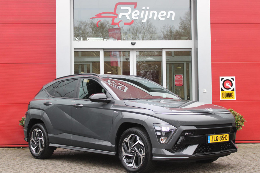 Hyundai Kona 1.6 GDI 130PK HEV N LINE | *NIEUWE AUTO!* | NAVIGATIE | DRAADLOZE APPLE CARPLAY/ANDROID AUTO | ADAPTIVE CRUISE CONTROL | CLIMATE CONTROL | DODEHOEK DETECTIE | DRAADLOZE TELEFOONLADER |  18" LICHTMETALEN VELGEN | ACHTERUITRIJ CAMERA | PARKEERSENSOREN VOOR EN ACHTER | KEYLESS ENTRY/START | DAB+ RADIO | ELEKTRISCH BEDIENBARE ACHTERKLEP | SFEER VERLICHTING | FULL LED KOPLAMPEN |