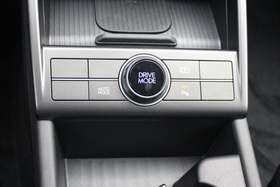 Hyundai Kona 1.6 GDI 130PK HEV N LINE | *NIEUWE AUTO!* | NAVIGATIE | DRAADLOZE APPLE CARPLAY/ANDROID AUTO | ADAPTIVE CRUISE CONTROL | CLIMATE CONTROL | DODEHOEK DETECTIE | DRAADLOZE TELEFOONLADER |  18" LICHTMETALEN VELGEN | ACHTERUITRIJ CAMERA | PARKEERSENSOREN VOOR EN ACHTER | KEYLESS ENTRY/START | DAB+ RADIO | ELEKTRISCH BEDIENBARE ACHTERKLEP | SFEER VERLICHTING | FULL LED KOPLAMPEN |