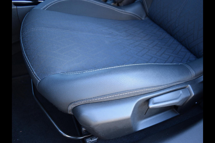 Opel Corsa 1.2 GS Line 100 PK | CLIMATE CONTROL | PARKEERSENSOREN MET CAMERA | STOELVERWARMING | WIT DAK |