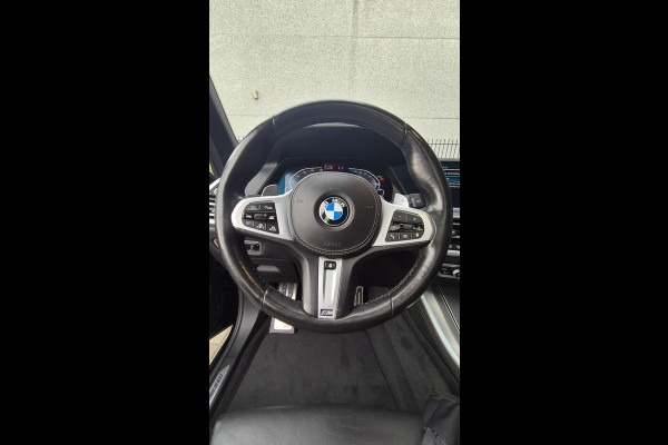 BMW X5 xDrive45e High Executive M Sport / Panoramadak / Achterasbesturing / Head Up Display / Comfortstoel / Driving Assistant Professional / Stuurwielverwarming / Trekhaak / Comforttoegang