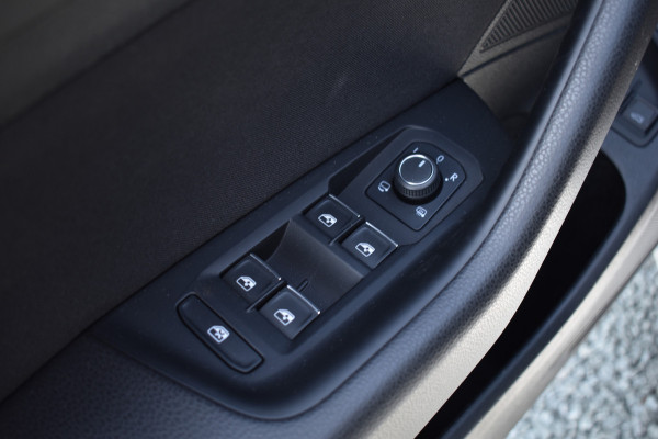 Volkswagen Passat Variant 218PK DSG HYBRID GTE BUSINESS CAMERA/NAVI/STUURVERW.