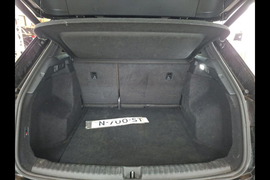 Audi Q4 e-tron 40 Launch edition S Competition 77 kWh