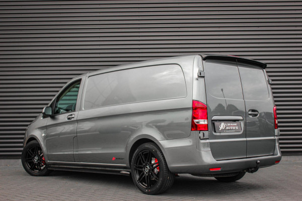 Mercedes-Benz Vito 136PK JB-EDITION FULL BLACK / AMG / SPOILER / VERLAGINGSVEREN / NAVIGATIE / CLIMATE CONTROL / TREKHAAK / CRUISE