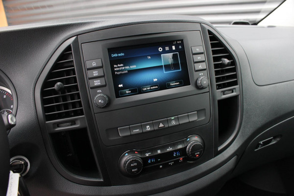 Mercedes-Benz Vito 136PK JB-EDITION FULL BLACK / AMG / SPOILER / VERLAGINGSVEREN / NAVIGATIE / CLIMATE CONTROL / TREKHAAK / CRUISE