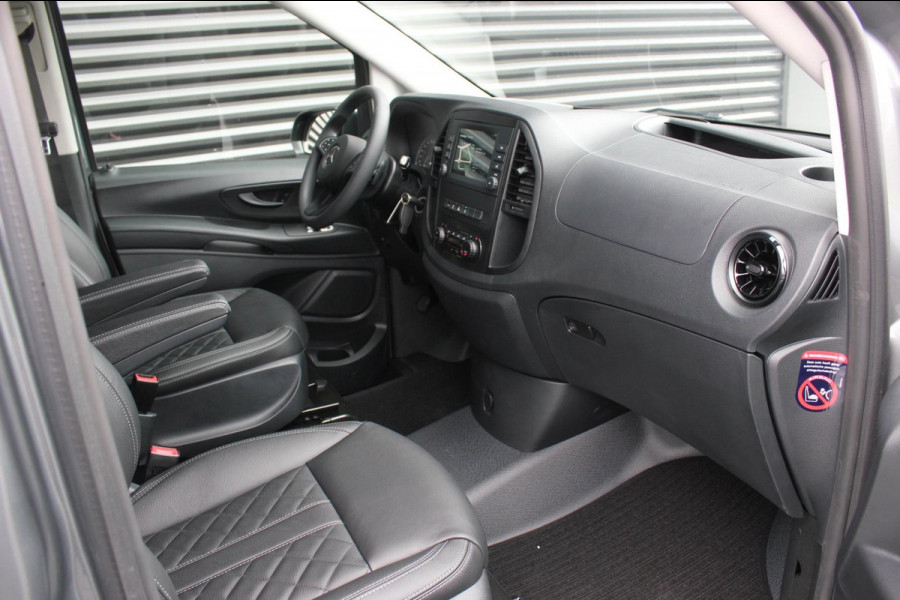 Mercedes-Benz Vito 136PK JB-EDITION FULL BLACK / AMG / SPOILER / VERLAGINGSVEREN / NAVIGATIE / CLIMATE CONTROL / TREKHAAK / CRUISE