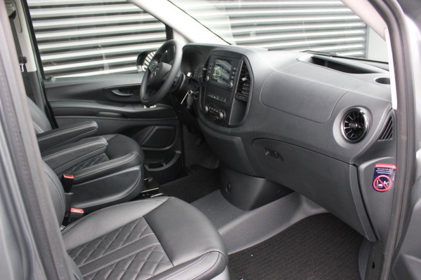 Mercedes-Benz Vito 136PK JB-EDITION FULL BLACK / AMG / SPOILER / VERLAGINGSVEREN / NAVIGATIE / CLIMATE CONTROL / TREKHAAK / CRUISE