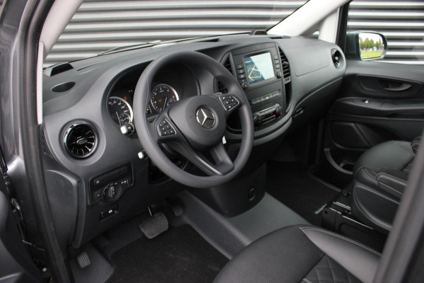Mercedes-Benz Vito 136PK JB-EDITION FULL BLACK / AMG / SPOILER / VERLAGINGSVEREN / NAVIGATIE / CLIMATE CONTROL / TREKHAAK / CRUISE