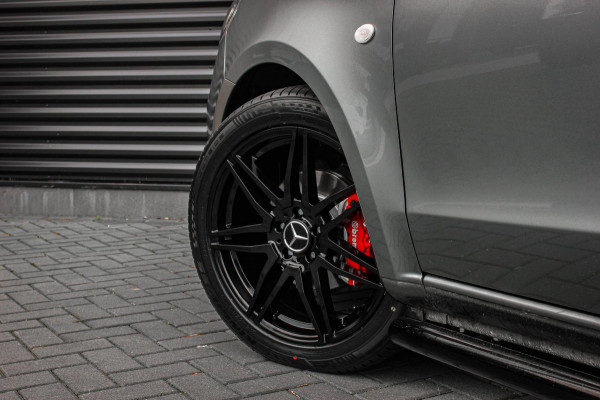 Mercedes-Benz Vito 136PK JB-EDITION FULL BLACK / AMG / SPOILER / VERLAGINGSVEREN / NAVIGATIE / CLIMATE CONTROL / TREKHAAK / CRUISE