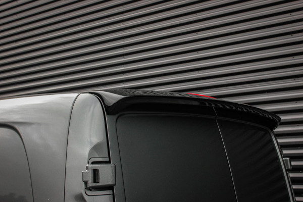 Mercedes-Benz Vito 136PK JB-EDITION FULL BLACK / AMG / SPOILER / VERLAGINGSVEREN / NAVIGATIE / CLIMATE CONTROL / TREKHAAK / CRUISE