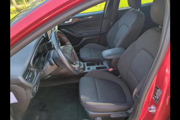 Ford Focus 1.0 EcoBoost Hybrid ST Line Business