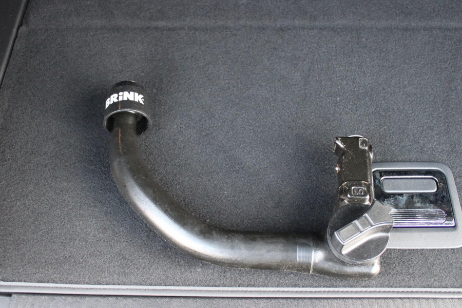 Peugeot 3008 1.6 HYbrid 225PK GT PACK BUSINESS | AFNEEMBARE TREKHAAK | PANORAMISCH SCHUIF/KANTEL DAK | ELEKTRISCH BEDIENBARE BESTUURDERSSTOEL MET GEHEUGENFUNCTIE | FOCAL AUDIO SYSTEM | ELEKTRISCH BEDIENARE ACHTERKLEP | KEYLESS ENTRY/START | 360° CAMERA | 19" LICHTMETALEN VELGEN | BLACK PACK | STOEL VERWARMING | MASSAGE STOEL | FULL LED KOPLAMPEN | APPLE CARPLAY/ANDROID AUTO |