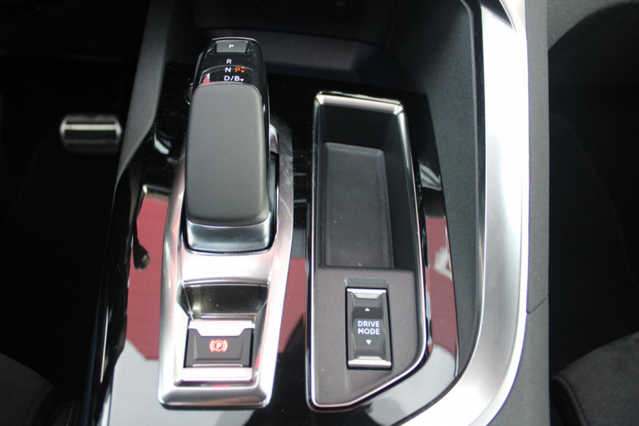 Peugeot 3008 1.6 HYbrid 225PK GT PACK BUSINESS | AFNEEMBARE TREKHAAK | PANORAMISCH SCHUIF/KANTEL DAK | ELEKTRISCH BEDIENBARE BESTUURDERSSTOEL MET GEHEUGENFUNCTIE | FOCAL AUDIO SYSTEM | ELEKTRISCH BEDIENARE ACHTERKLEP | KEYLESS ENTRY/START | 360° CAMERA | 19" LICHTMETALEN VELGEN | BLACK PACK | STOEL VERWARMING | MASSAGE STOEL | FULL LED KOPLAMPEN | APPLE CARPLAY/ANDROID AUTO |