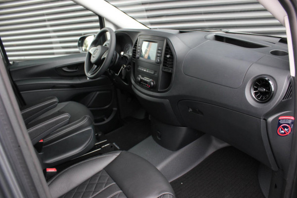 Mercedes-Benz Vito 215PK JB- EDITION FULL BLACK / AMG / SPOILER / VERLAGINGSVEREN / NAVIGATIE / CLIMATE CONTROL / TREKHAAK / CRUIS