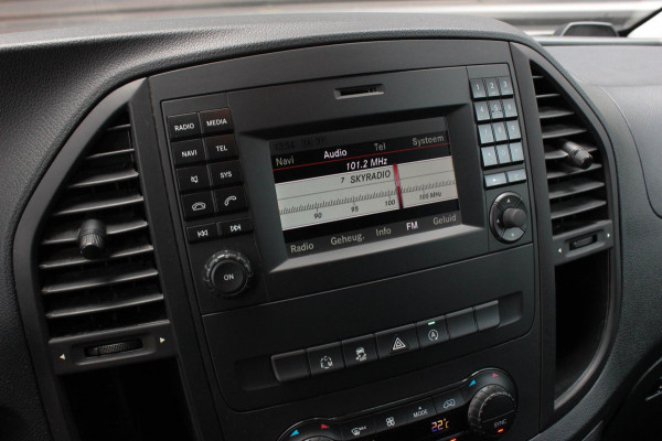 Mercedes-Benz Vito 215PK JB- EDITION FULL BLACK / AMG / SPOILER / VERLAGINGSVEREN / NAVIGATIE / CLIMATE CONTROL / TREKHAAK / CRUIS