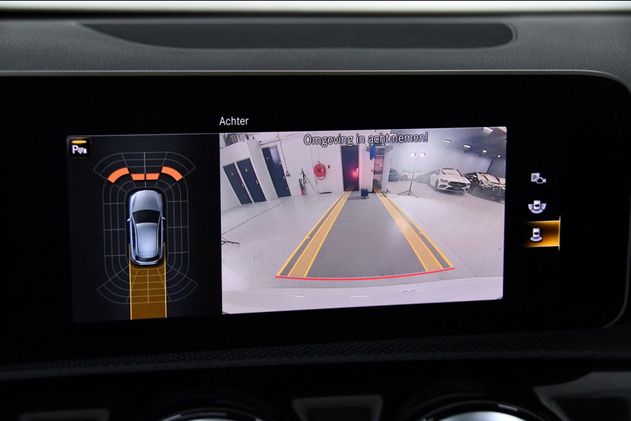 Mercedes-Benz A-Klasse 180 Business Solution AMG