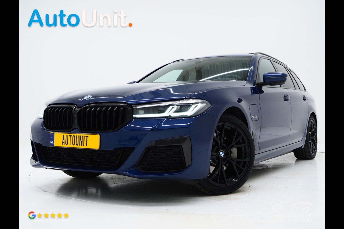BMW 5 Serie Touring 520e M Sport Shadow | Panoramadak | Harman/Kardon | 360 | Keyless | Head Up | Trekhaak