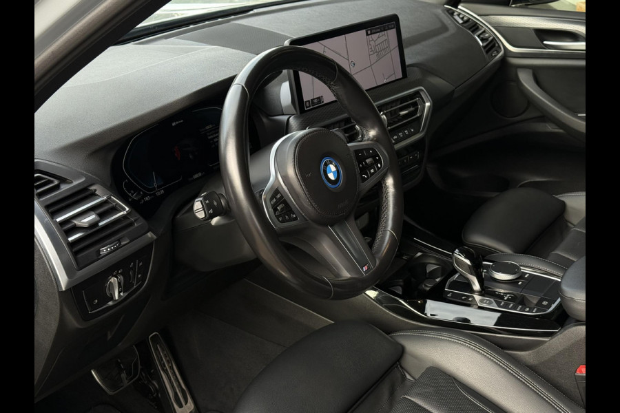 BMW X3 xDrive30e M SPORT | LEDER | CAMERA | KEYLESS ENTRY | BMW LIVE COCKPIT PROFF. |