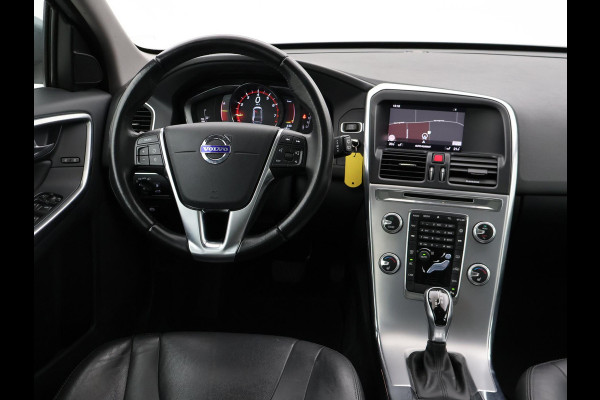 Volvo XC60 2.0 T5 FWD 245 PK POLAR+ PANORAMA | LEDER | TREKHAAK | STOELVERW.