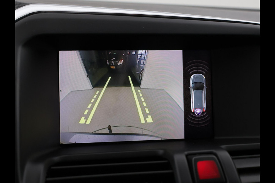 Volvo XC60 2.0 T5 FWD 245 PK POLAR+ PANORAMA | LEDER | TREKHAAK | STOELVERW.