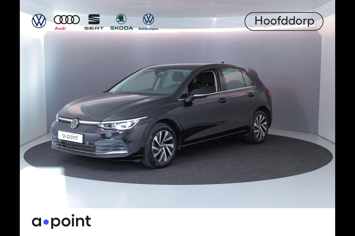 Volkswagen Golf 1.4 eHybrid Style 204 pk Automaat (DSG) | Navigatie | Parkeersensoren | Autom. airco (3 zones) | Stoelverwarming | LED koplampen |