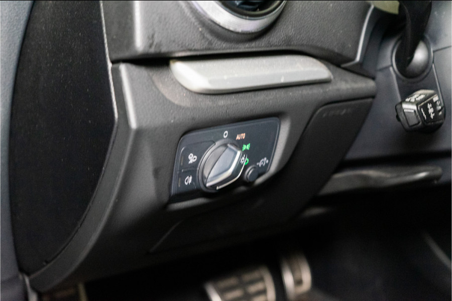 Audi S3 Sportback 2.0 TFSI A3 Quattro Pro Line+ 310PK | Pano | B&O | Sportstoelen | VOL! Garantie