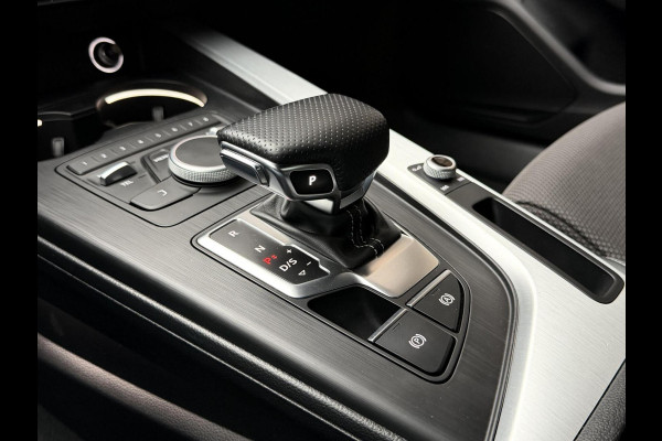 Audi A5 Sportback 35 TFSI S-line Automaat | Quantumgrijs | LED verlichting | Climate & cruise control | Getint glas | 19 inch velgen | E