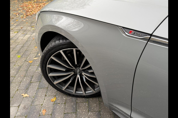 Audi A5 Sportback 35 TFSI S-line Automaat | Quantumgrijs | LED verlichting | Climate & cruise control | Getint glas | 19 inch velgen | E
