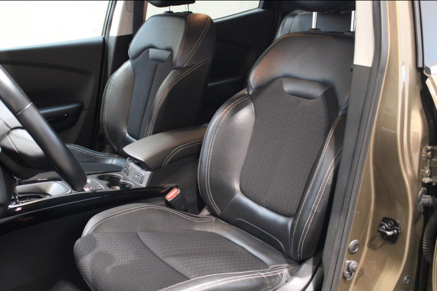 Renault Kadjar 1.2 TCe 130PK Trekhaak|Navigatie|Cruise|4x nieuwe all season band|12 maanden garantie prijs is rijklaar