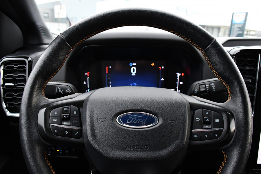 Ford Ranger 2.0 Super Cab EcoBlue Wildtrak Adaptieve Cruise, 360 Camera, Carplay, 3500kg Trekhaak, LEDER, LED, 204pk, Automaat, Uniek!