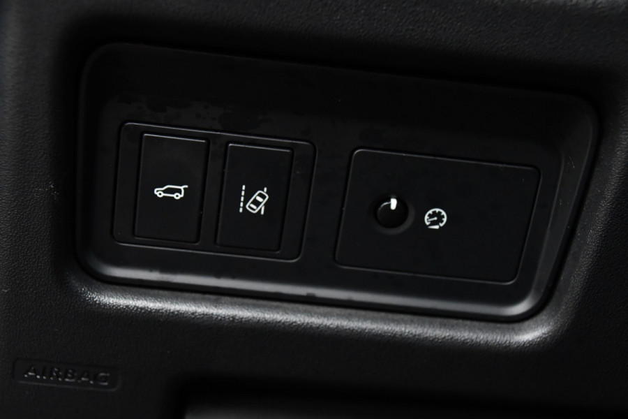 Land Rover Discovery Sport 2.0 TD4 HSE Camera, Cruise, Stoelverwarming, PANO, 180pk, LED, Leder, Automaat, multimedia, Uniek!