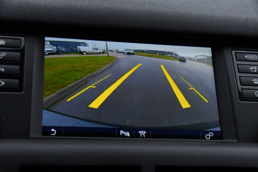 Land Rover Discovery Sport 2.0 TD4 HSE Camera, Cruise, Stoelverwarming, PANO, 180pk, LED, Leder, Automaat, multimedia, Uniek!
