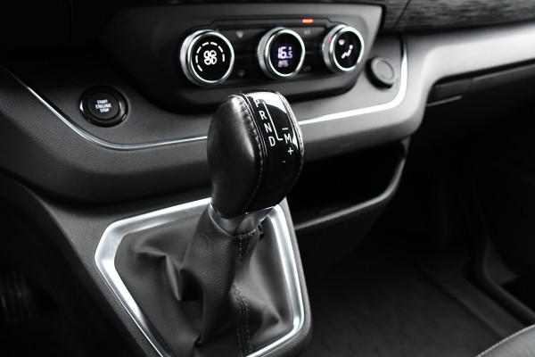 Renault Trafic 2.0 dCi 170 L1H1 Luxe Black Edition Adaptieve Cruise, Camera, Carplay, 170pk, Automaat, LED, Clima, Stoelverwarming, Multimedia, Uniek!