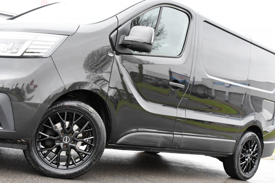 Renault Trafic 2.0 dCi 170 L1H1 Luxe Black Edition Adaptieve Cruise, Camera, Carplay, 170pk, Automaat, LED, Clima, Stoelverwarming, Multimedia, Uniek!