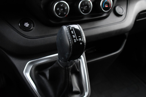 Nissan Primastar 2.0 dCi L2H1 PB Edition Camera, Cruise, Carplay, LED, 150pk, Keyless, Automaat, Trekhaak, Multimedia, Sensoren, Uniek!