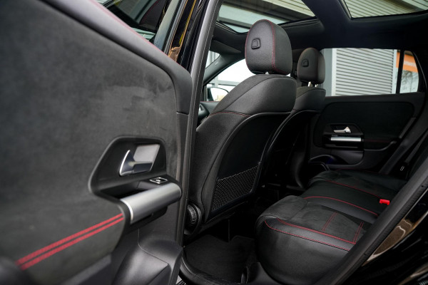 Mercedes-Benz GLA 180 AMG Line Panoramadak Adapt. Cruise Keyless Ambient